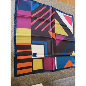 Nwt Larioseta Italian Silk Scarve Beautiful 19” X 19” Colorful